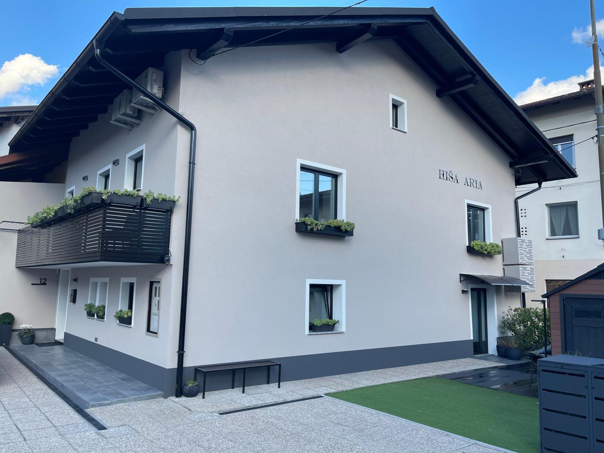 Apartment Aria Кобарид Екстериор снимка